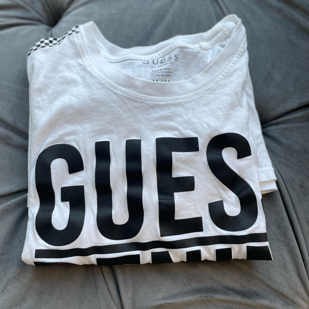 Guess Denim White T shirt Size M checkered Design | Closet Label #57.) - Picture 6 of 6